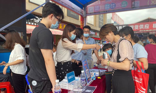 在这里看到未来家的模样！第十九届中国（凤池）铝门窗建筑装饰博览会今日开幕